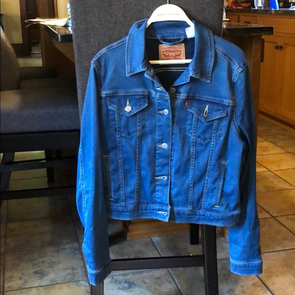 Jacket - Picture 2 of 2